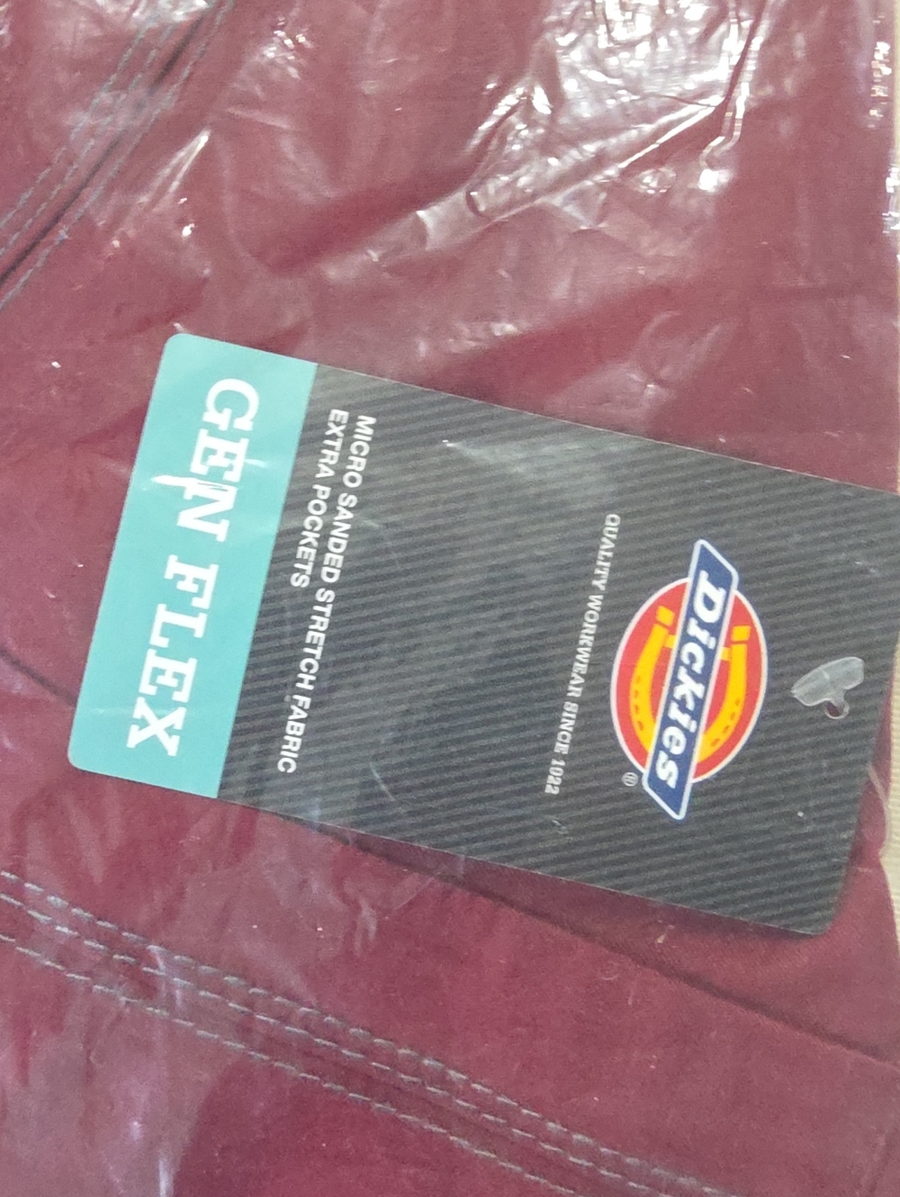 NWT Dickies Burgundy Gen Flex V-Neck Scrub Top - size XL - Picture 4 of 4
